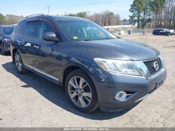  Salvage Nissan Pathfinder