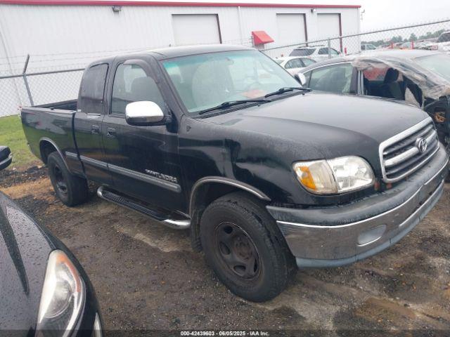  Salvage Toyota Tundra
