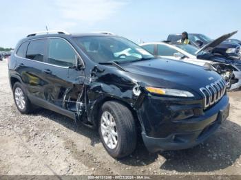  Salvage Jeep Cherokee