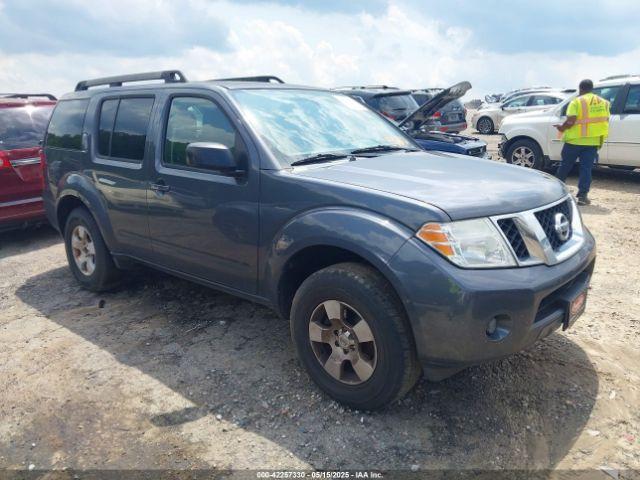  Salvage Nissan Pathfinder