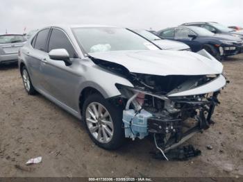  Salvage Toyota Camry