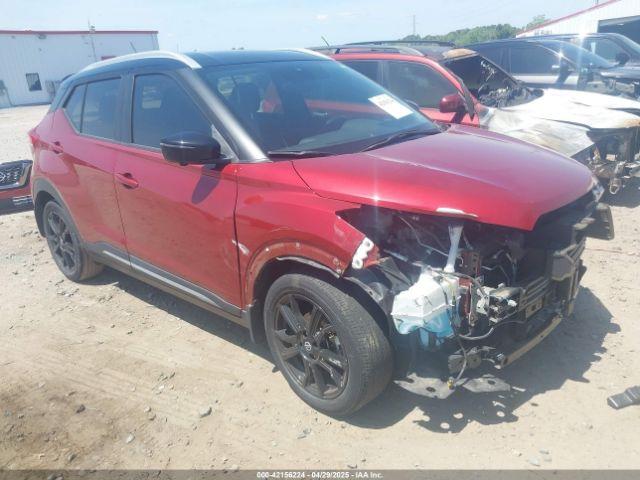  Salvage Nissan Kicks