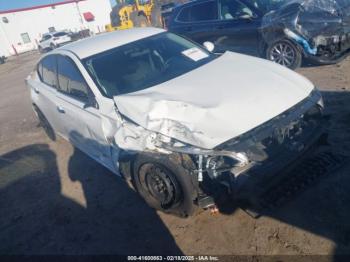 Salvage Nissan Altima