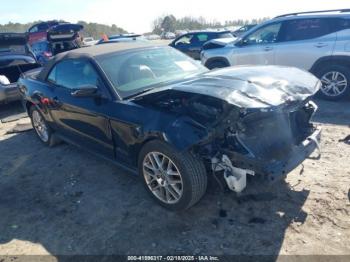  Salvage Ford Mustang