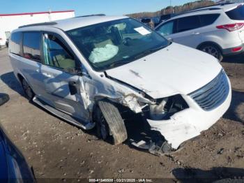 Salvage Chrysler Town & Country