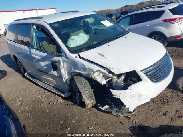  Salvage Chrysler Town & Country