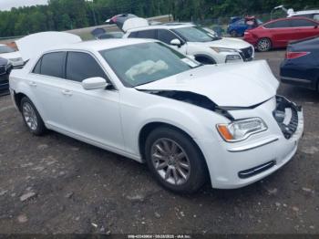  Salvage Chrysler 300