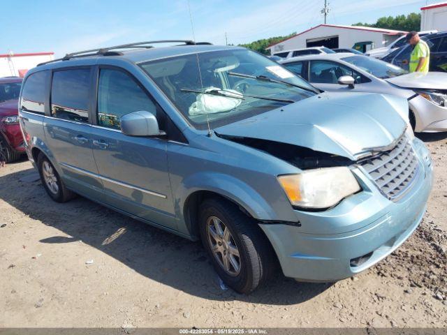  Salvage Chrysler Town & Country