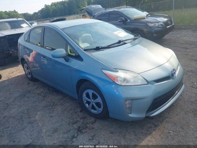  Salvage Toyota Prius
