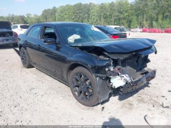  Salvage Chrysler 300