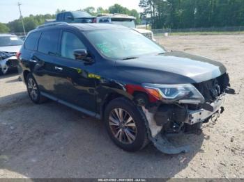  Salvage Nissan Pathfinder