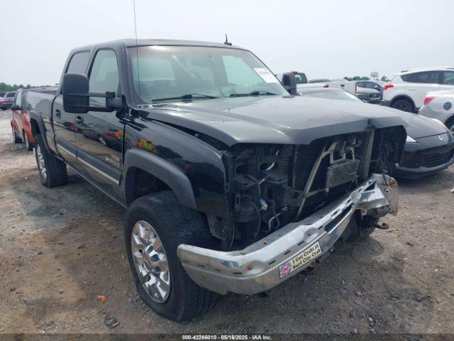  Salvage Chevrolet Silverado 2500