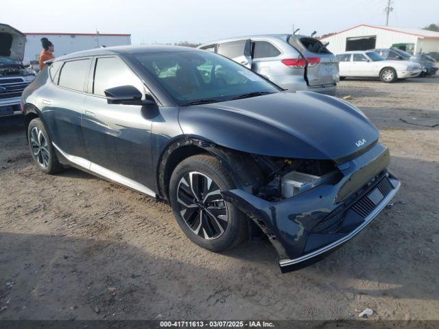  Salvage Kia EV6