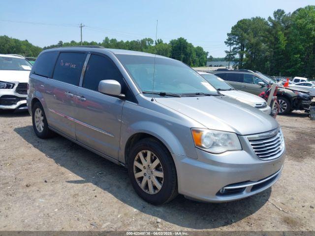  Salvage Chrysler Town & Country