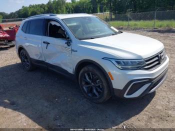  Salvage Volkswagen Tiguan