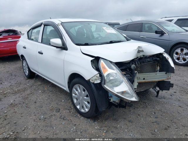  Salvage Nissan Versa