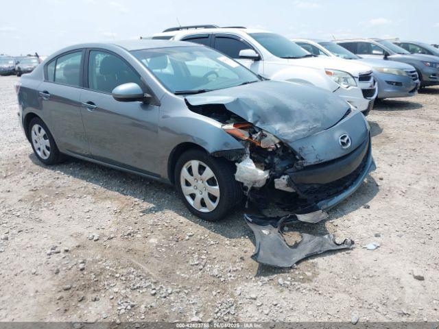  Salvage Mazda Mazda3