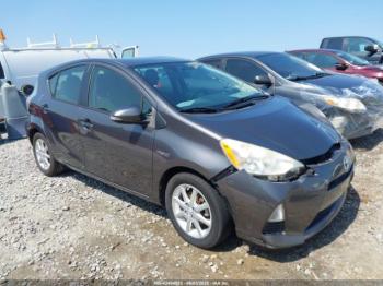  Salvage Toyota Prius c