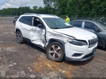  Salvage Jeep Cherokee