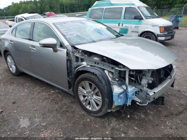  Salvage Lexus Es