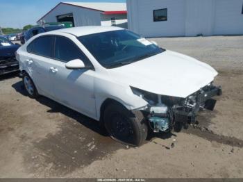  Salvage Kia Forte