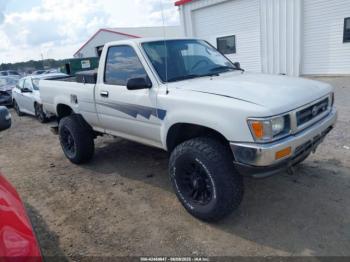  Salvage Toyota Pickup