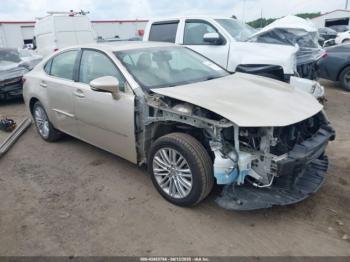  Salvage Lexus Es