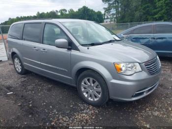  Salvage Chrysler Town & Country