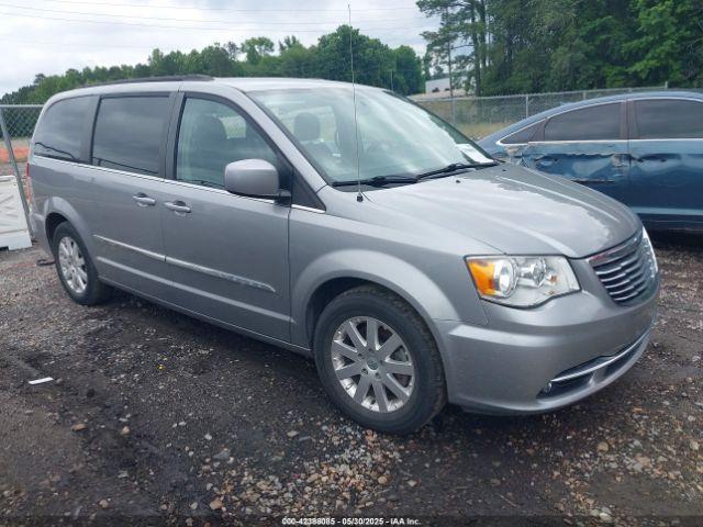  Salvage Chrysler Town & Country