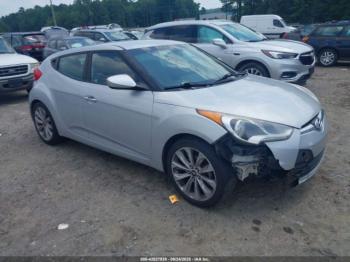  Salvage Hyundai VELOSTER