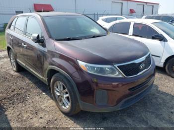  Salvage Kia Sorento