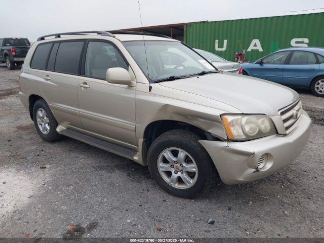  Salvage Toyota Highlander