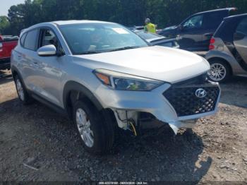  Salvage Hyundai TUCSON