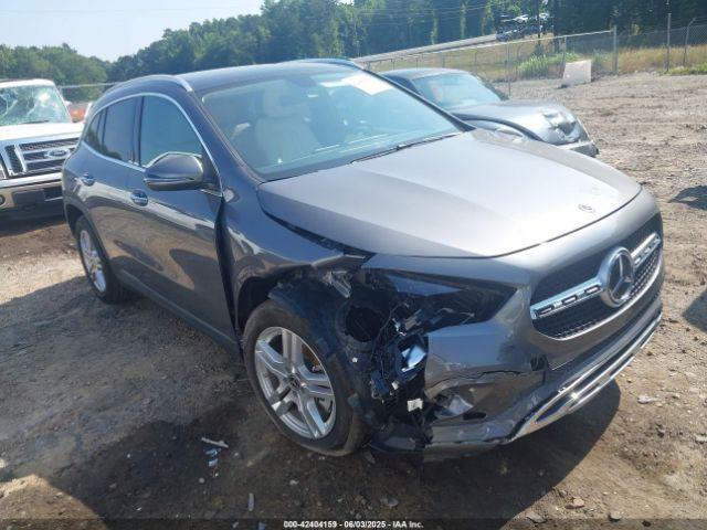  Salvage Mercedes-Benz GLA