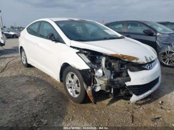 Salvage Hyundai ELANTRA