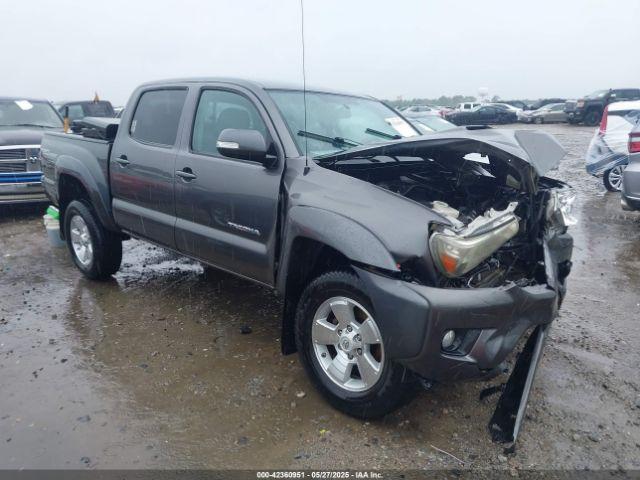  Salvage Toyota Tacoma