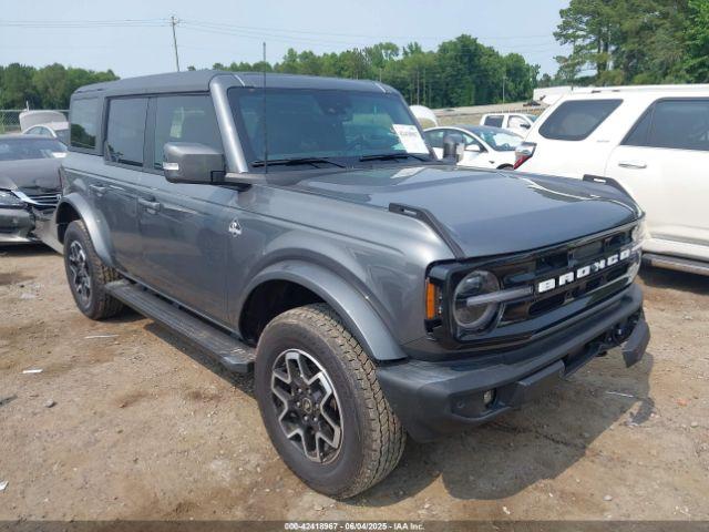  Salvage Ford Bronco