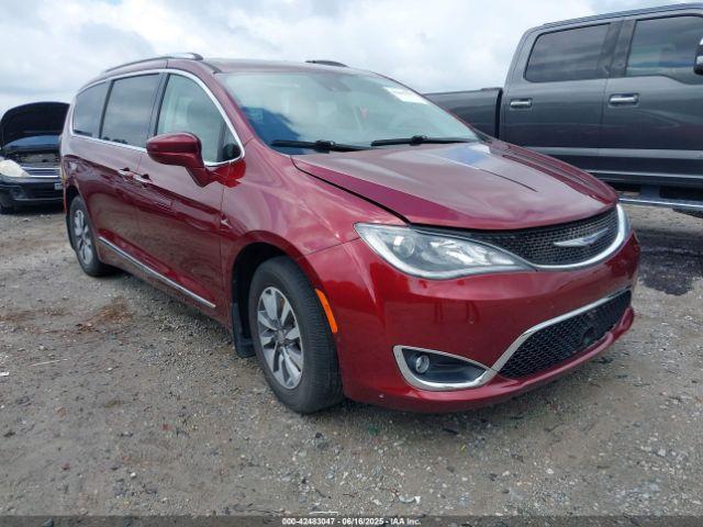  Salvage Chrysler Pacifica