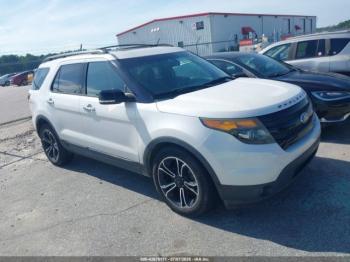  Salvage Ford Explorer