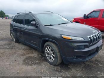  Salvage Jeep Cherokee