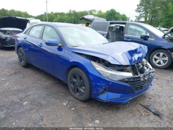  Salvage Hyundai ELANTRA