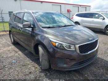  Salvage Kia Sedona