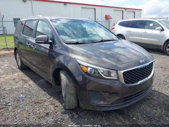  Salvage Kia Sedona