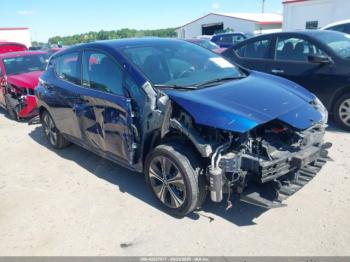  Salvage Nissan LEAF