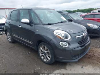  Salvage FIAT 500L