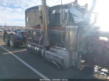  Salvage Peterbilt 389