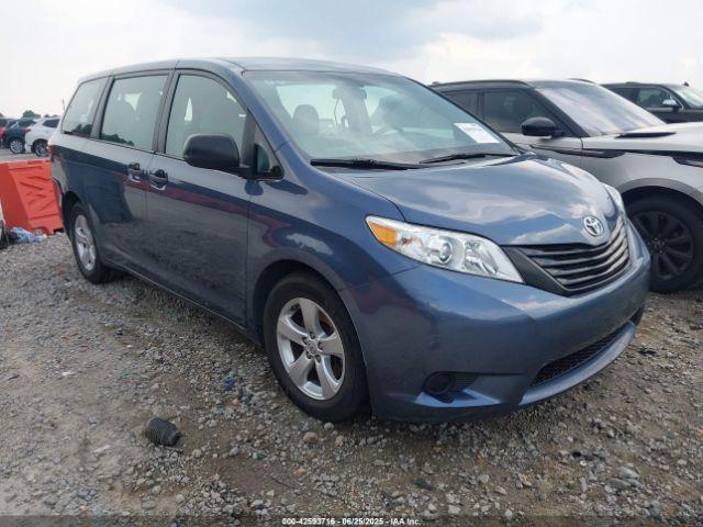  Salvage Toyota Sienna