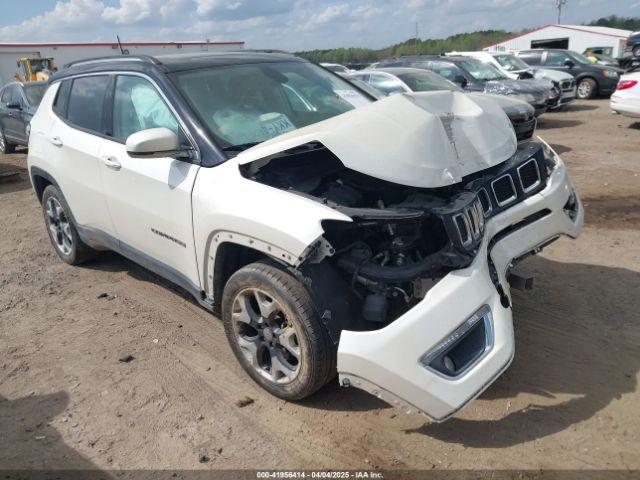  Salvage Jeep Compass