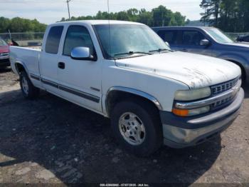  Salvage Chevrolet Silverado 1500