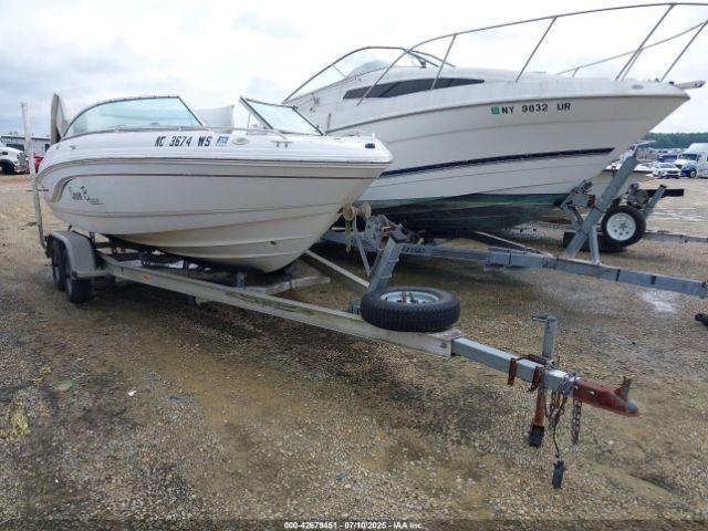  Salvage Chaparral 196ssi Boat And Trailer